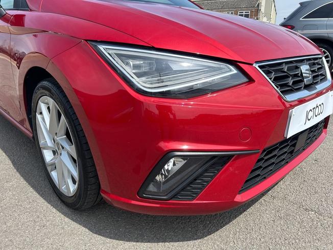 SEAT Ibiza Photo 29