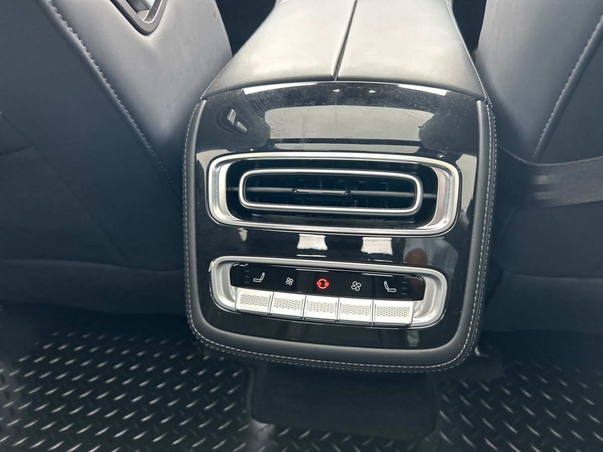 OMODA OMODA 9 1.5 T PHEV AWD NOBLE Photo 38