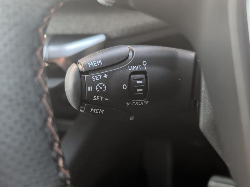 Used Peugeot 3008 NV17ETT 44