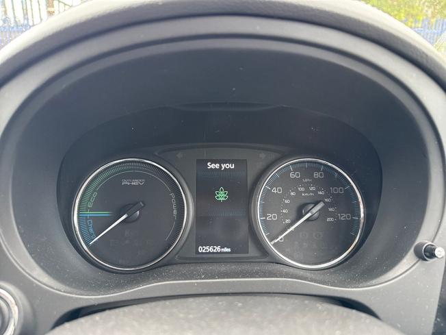 Mitsubishi Outlander Photo 15