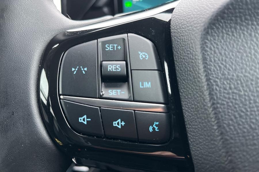 Ford Puma Gen-E Photo autoimg-308129342d20f6151043f289fd9150b7dd2f0508.jpg