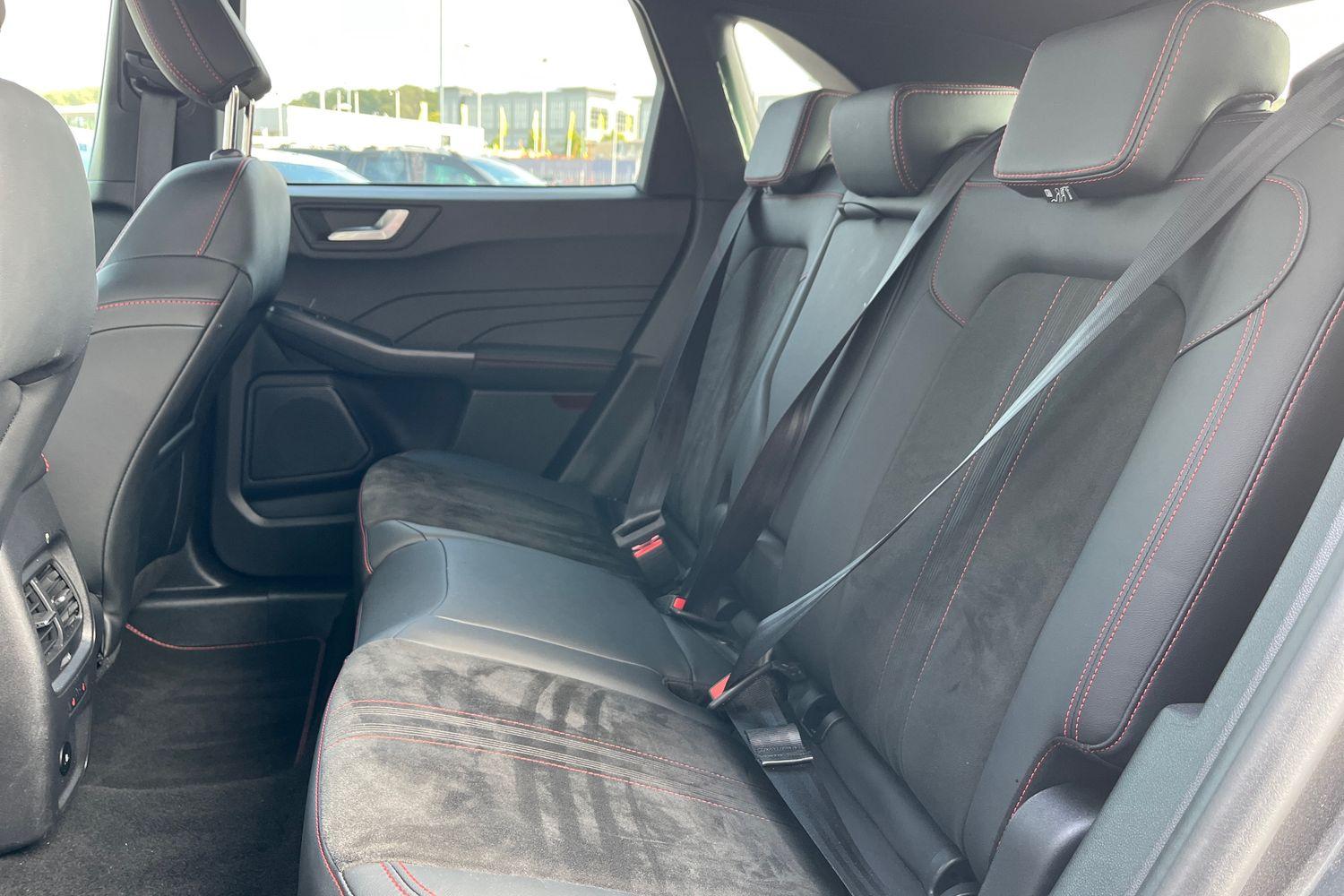 Ford KUGA Photo 19