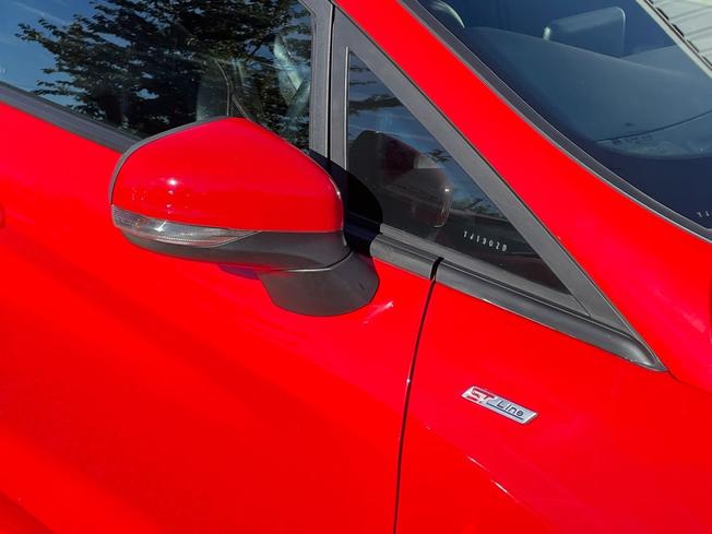 Ford Fiesta Photo 20