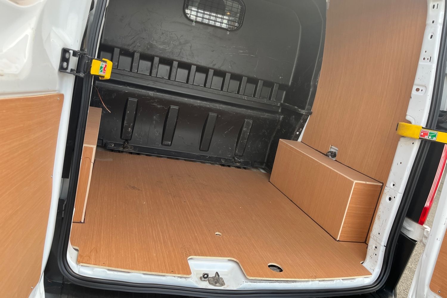 Ford TRANSIT CUSTOM Photo 4