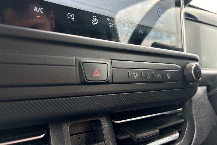 Ford TRANSIT CUSTOM Photo autoimg-308ecd5d65cc59f47fcd60db425d9825ecb0d9f5.jpg