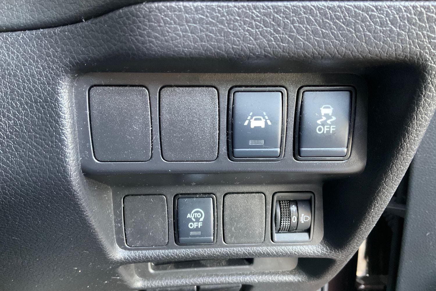 Nissan X-TRAIL Photo 31