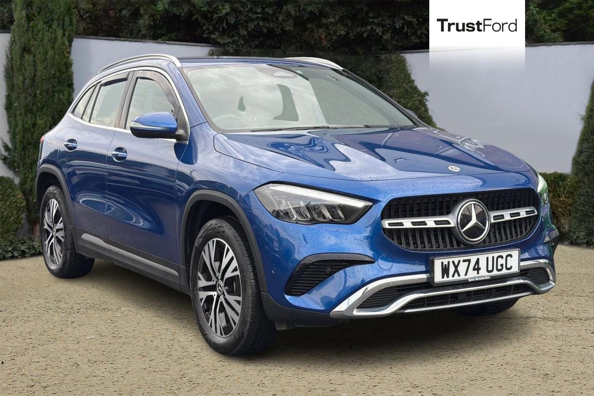 Mercedes-Benz GLA listing photo