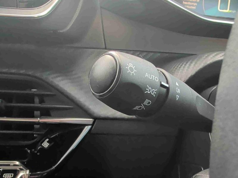 Used Peugeot E-2008 YD22ORO 22