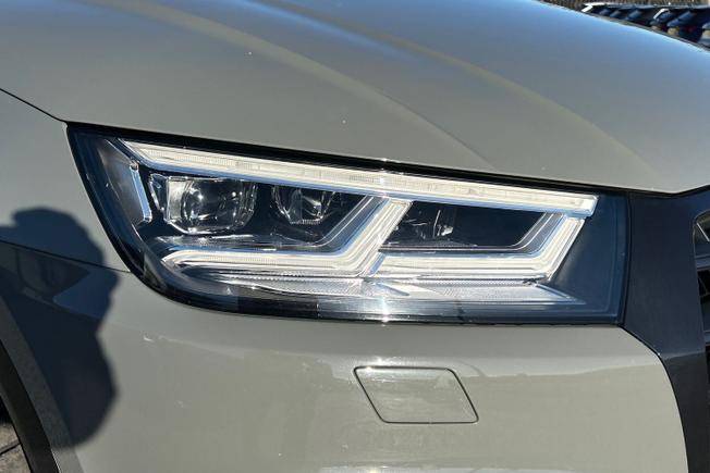 AUDI Q5 Photo 19