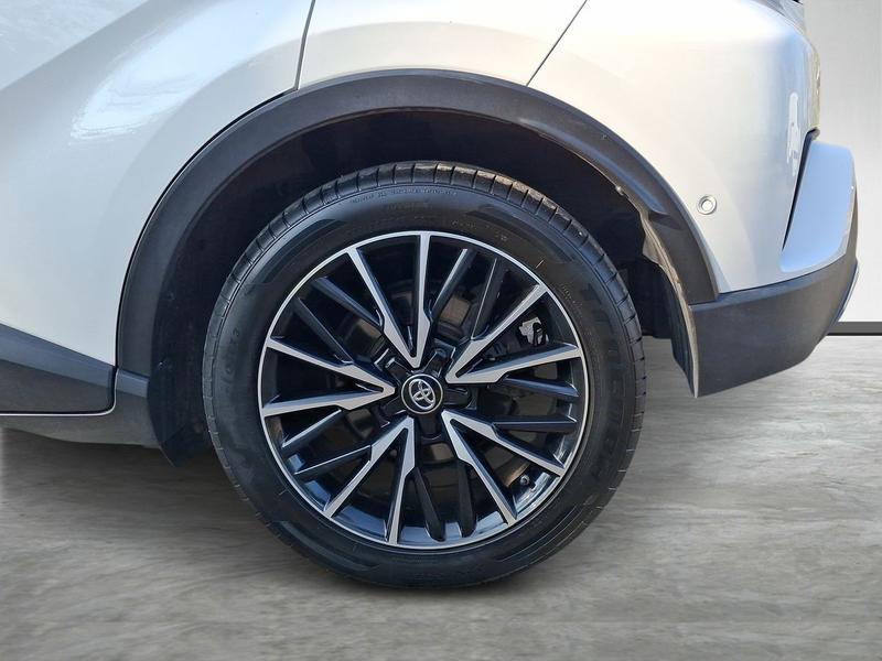 Used Toyota C-HR FG70CFM 9