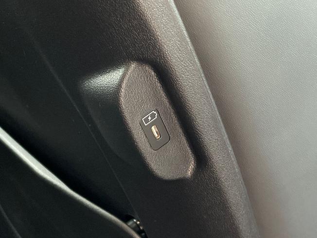 KIA EV4 Photo 37
