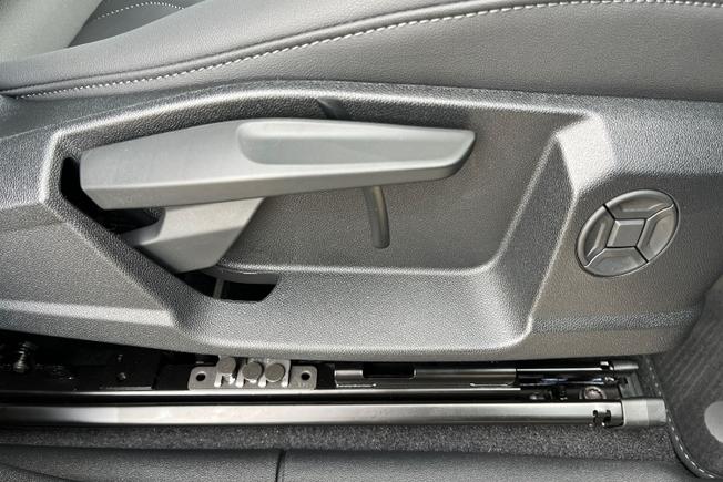 AUDI Q3 Photo 54