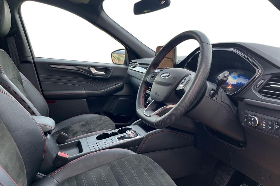 Ford KUGA Photo autoimg-3098f6c387deeadcc75ee30c08fcee1d92ff1eb7.jpg