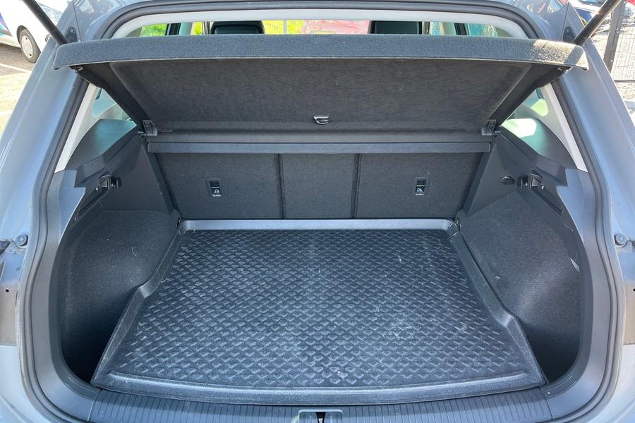 Volkswagen TIGUAN Photo autoimg-309a9b8aa030c3b04d17ad85bb2ddc544e8cd85d.jpg