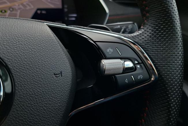 ŠKODA Octavia Photo 17