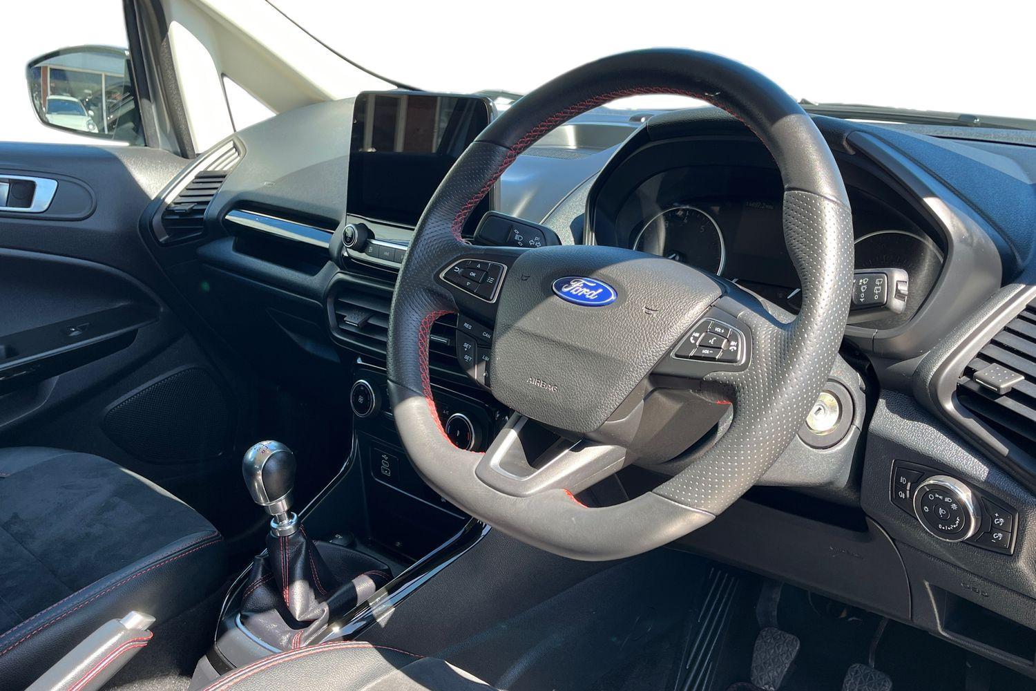 Ford EcoSport Photo 8