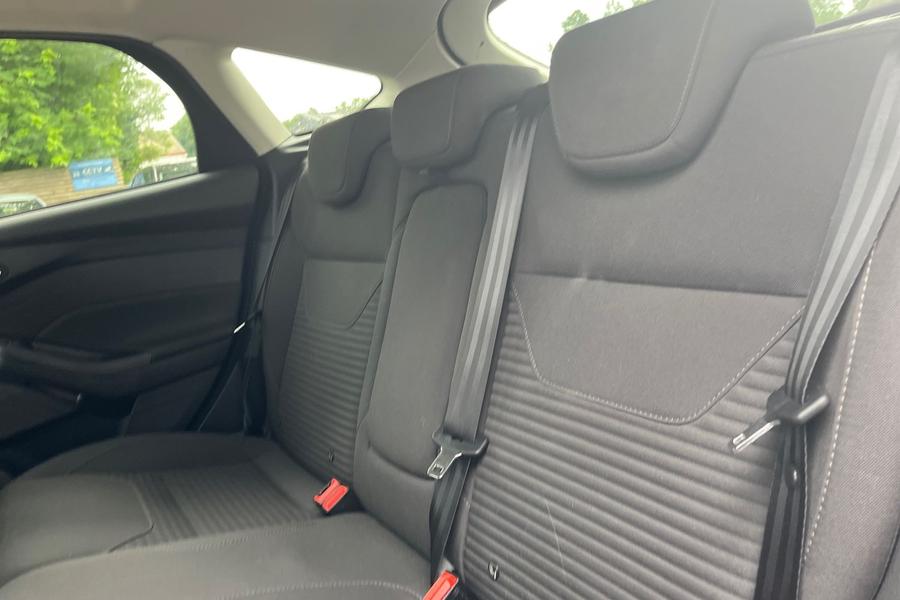 Ford FOCUS Photo autoimg-30a2755a248ec12dd51b139139a06e4460d298ba.jpg