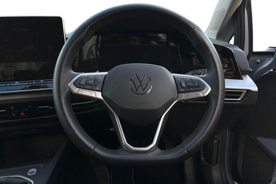 Volkswagen Golf Photo autoimg-30acda0e44e37c789f37a4d00c36e718fa897e46.jpg