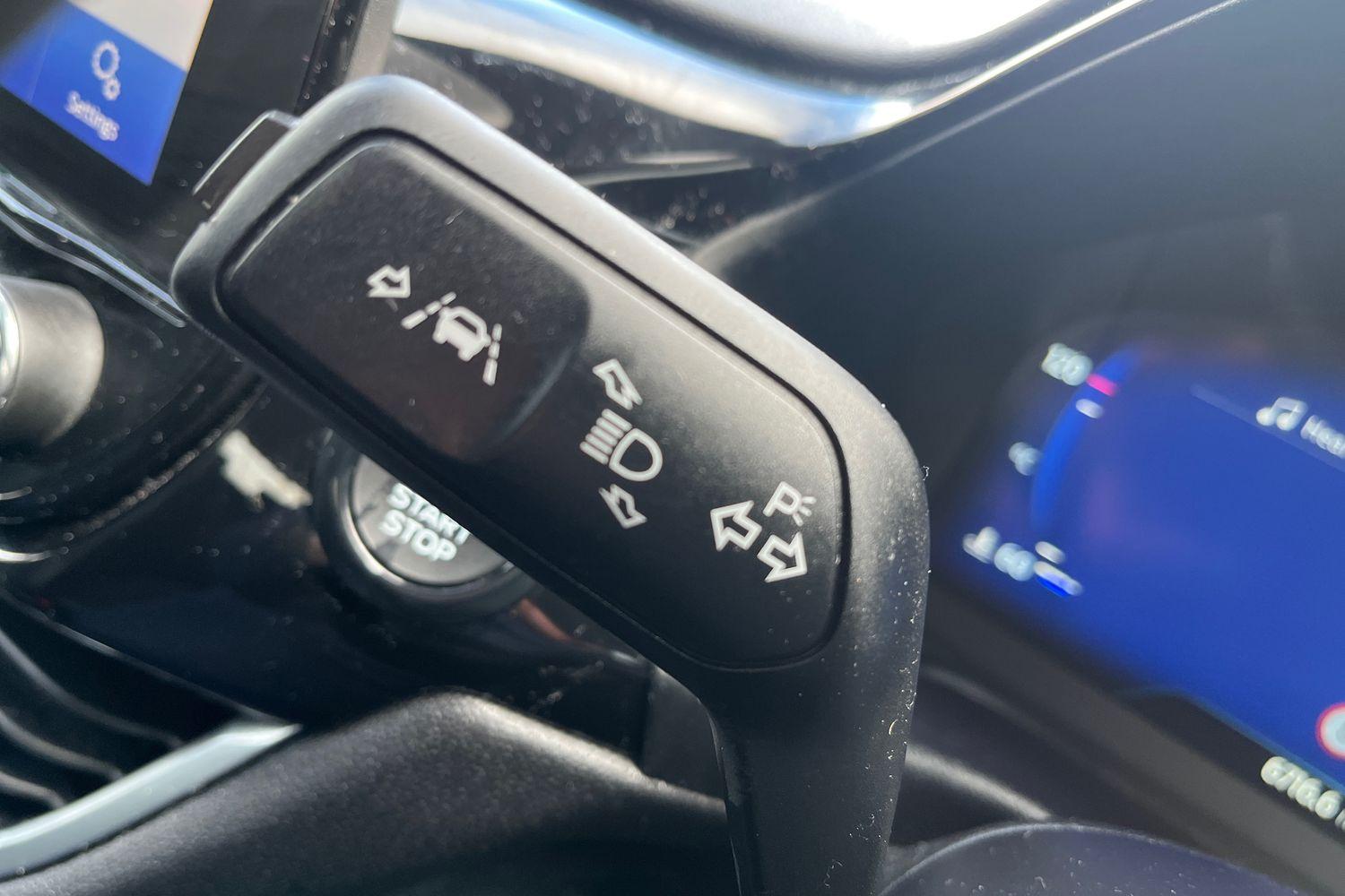 Ford FIESTA Photo 13
