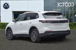 VOLKSWAGEN Tiguan Photo 3
