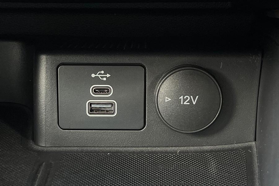 Ford Focus Photo autoimg-30b0200efac9a8b09c2c5917e231f788628466de.jpg