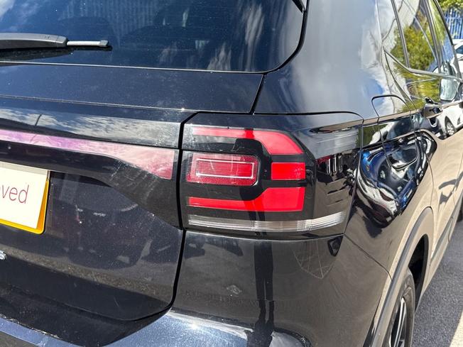 VOLKSWAGEN T-Cross Photo 18