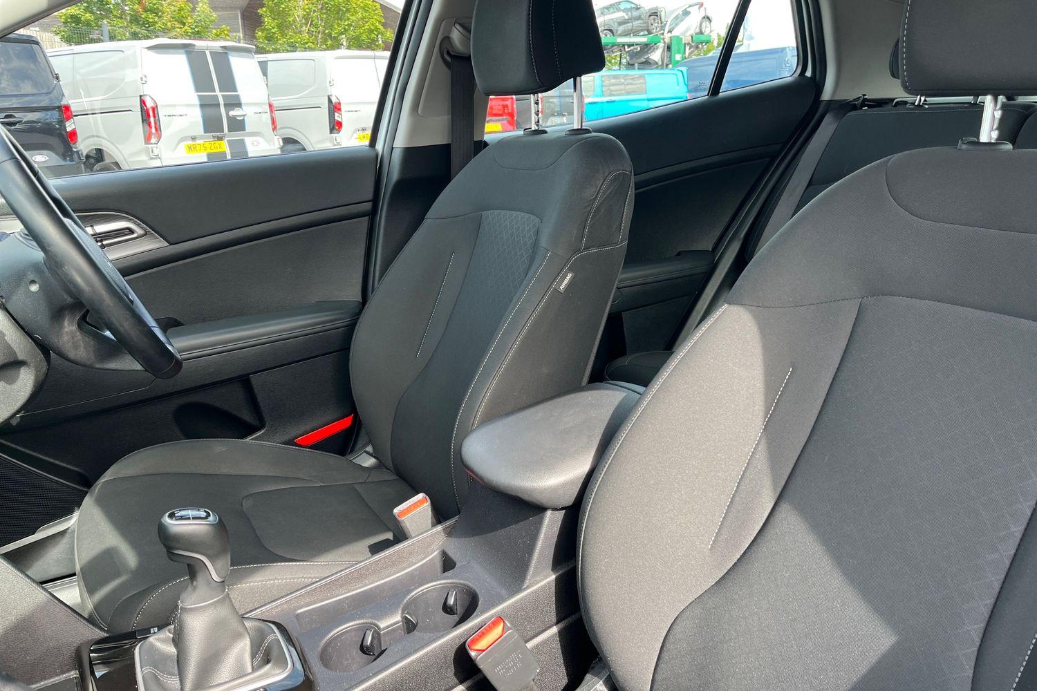 Kia SPORTAGE Photo 18