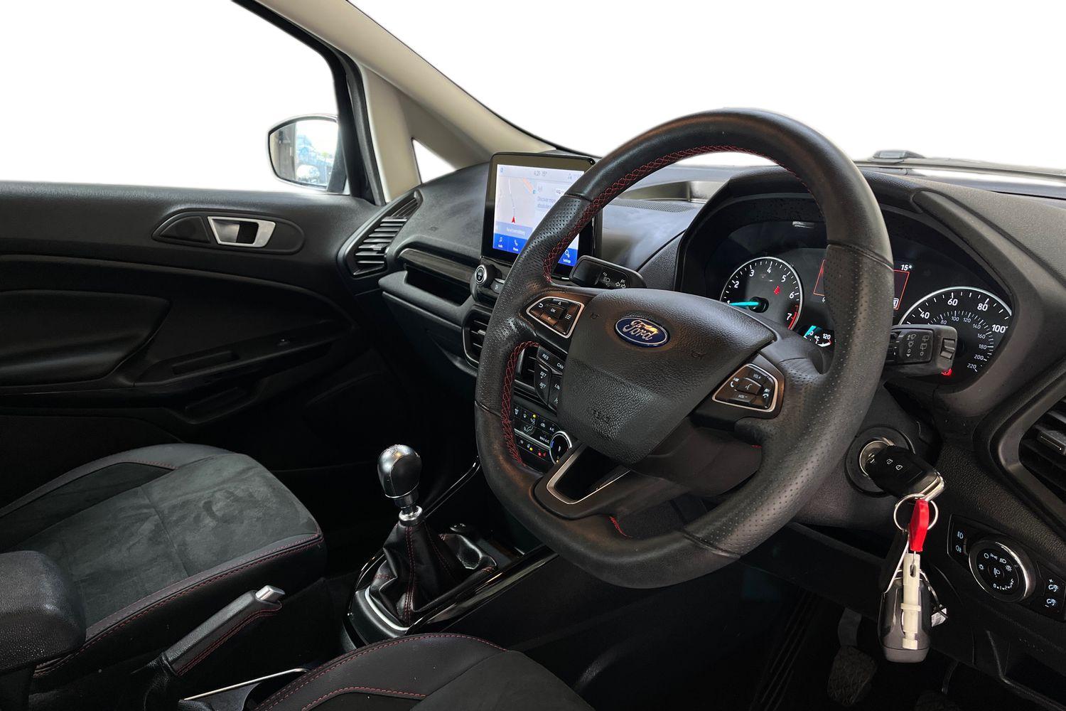 Ford ECOSPORT Photo 8