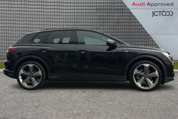 Audi Q4 e-tron Photo 4