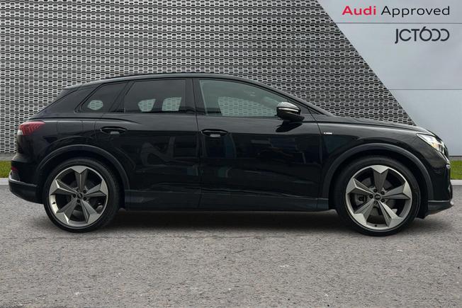 Audi Q4 e-tron Photo 4