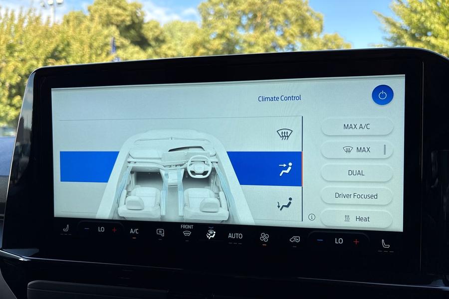Ford E-TRANSIT CUSTOM Photo autoimg-30ba1a342e7a359f0827a5cc3792b8a62997cf9f.jpg