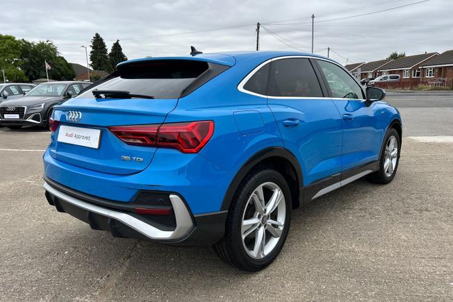 Audi Q3 Photo 24