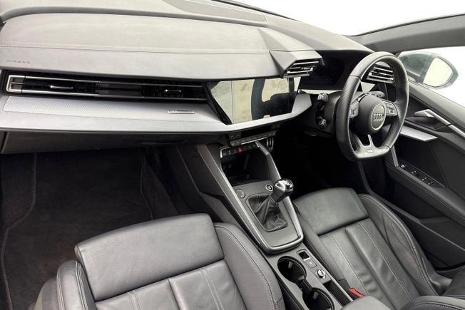 Audi A3 Photo 2
