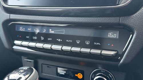 Isuzu D-Max Photo autoimg-30c45416cf90185bb0827797b680d2a733678c09.jpg