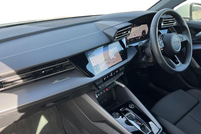 AUDI A3 Photo 2