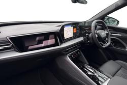 AUDI  Q5 Sportback Photo 2
