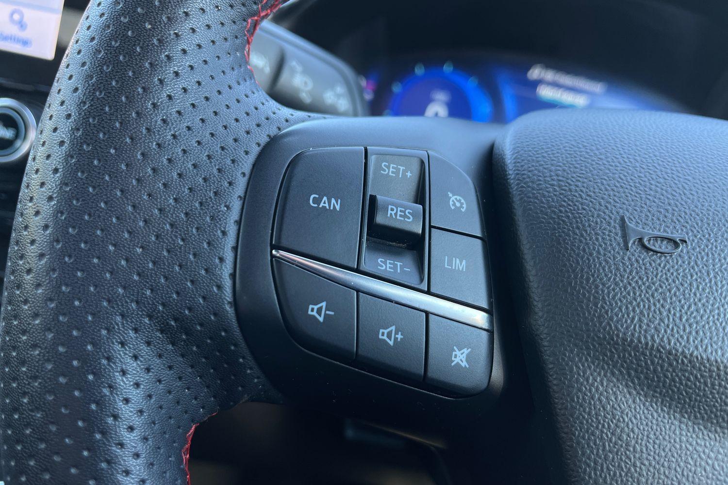 Ford Fiesta Photo 34