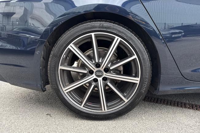 Audi A6 Avant Photo 5
