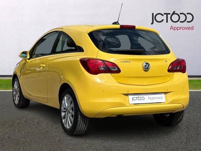 VAUXHALL Corsa Photo 3