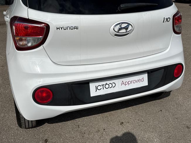 HYUNDAI i10 Photo 22