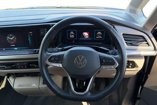 VOLKSWAGEN Multivan Photo 11
