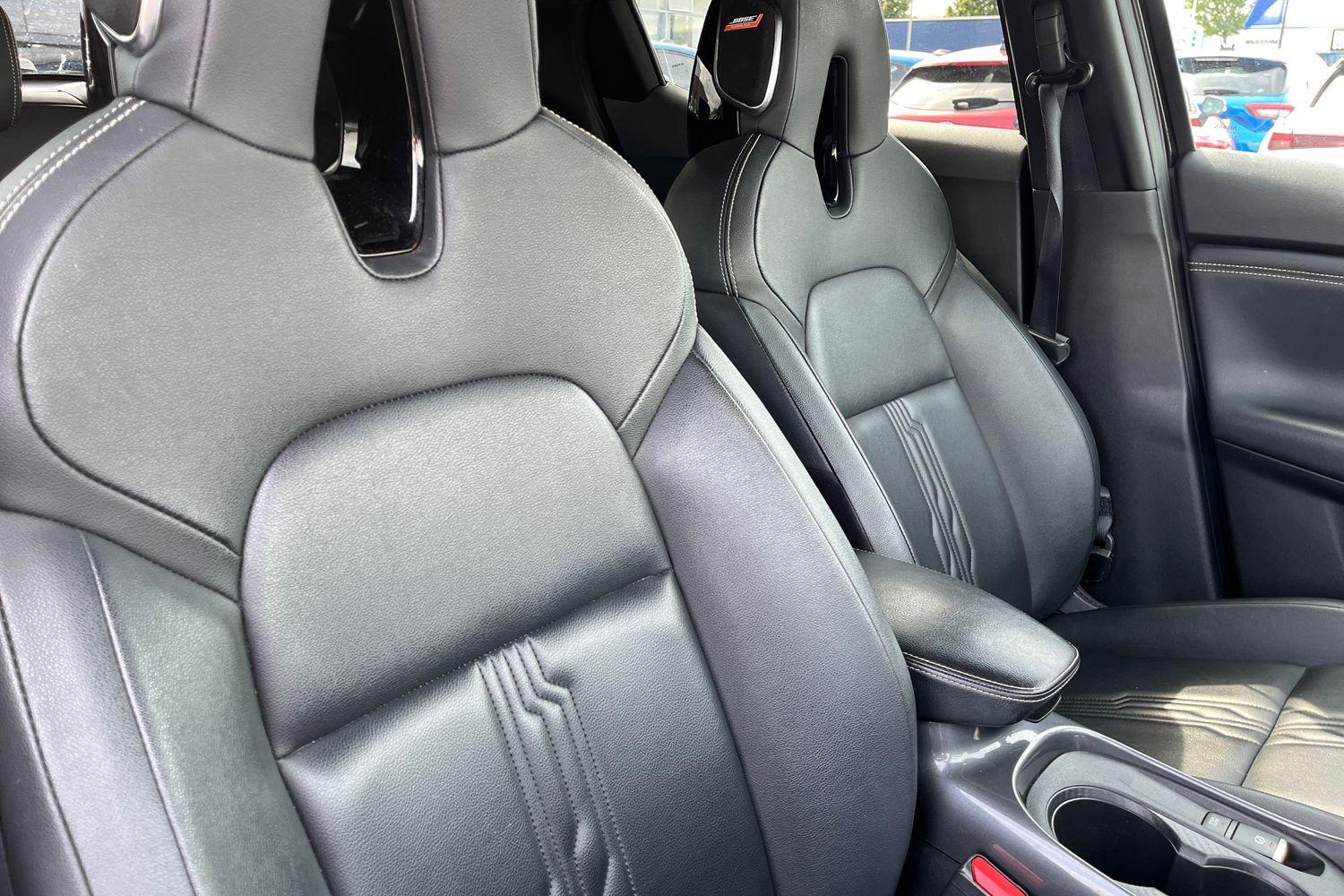 Nissan JUKE Photo 16