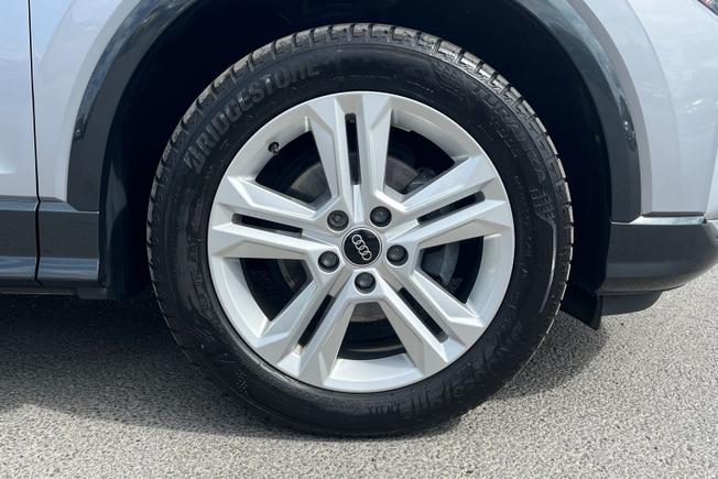 Audi Q2 Photo 5