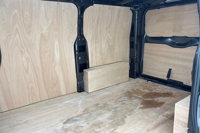 VOLKSWAGEN Transporter Photo 9