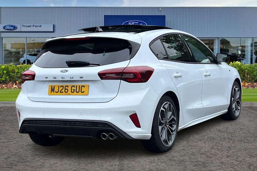 Ford Focus Photo autoimg-30e3eaca7305c0b9bed364f4cd6593e7e4405373.jpg