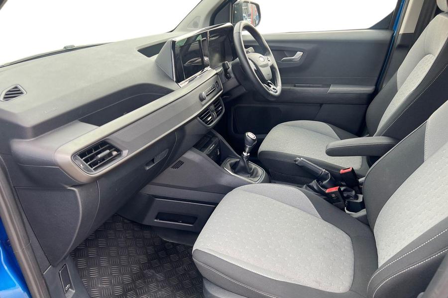 Ford TRANSIT COURIER Photo autoimg-30e766c7170654dc5603e03b6dbfea26ef326a78.jpg