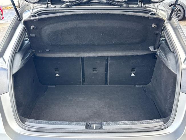 MERCEDES-BENZ A Class Photo 12