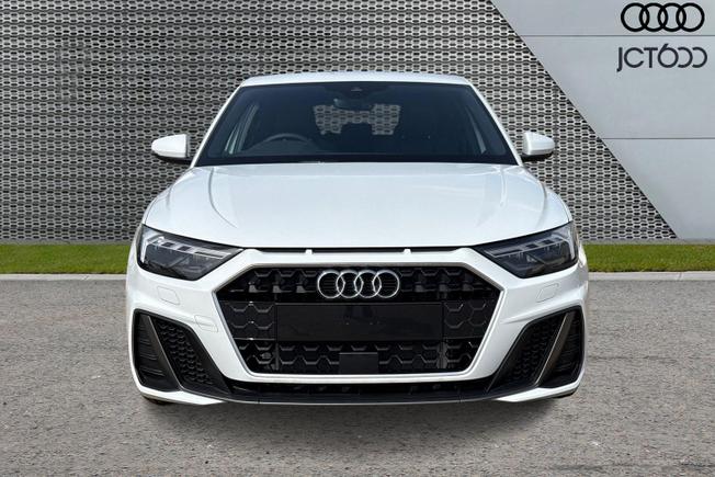 AUDI A1 Sportback Photo 8