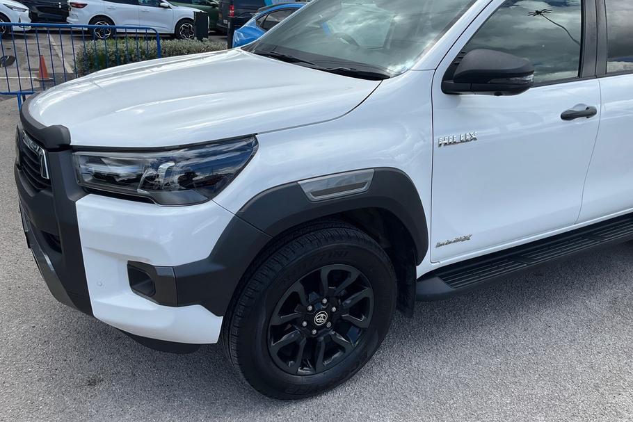 Used Toyota HILUX LS23OLX 16