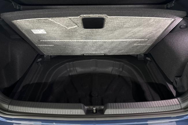 Volkswagen Golf Photo 32